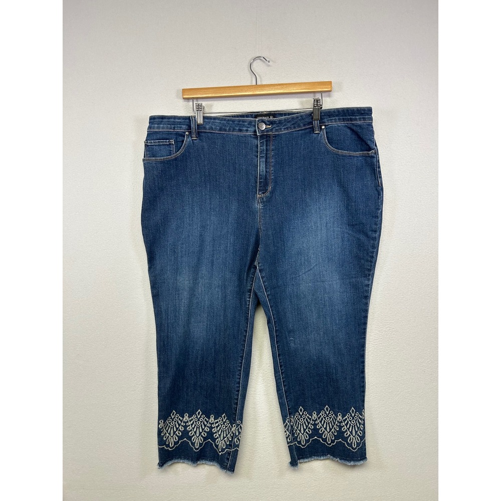 Boho Susan Graver Womens 22WP Blue Embroidered Raw Hem Capri Crop Jeans
